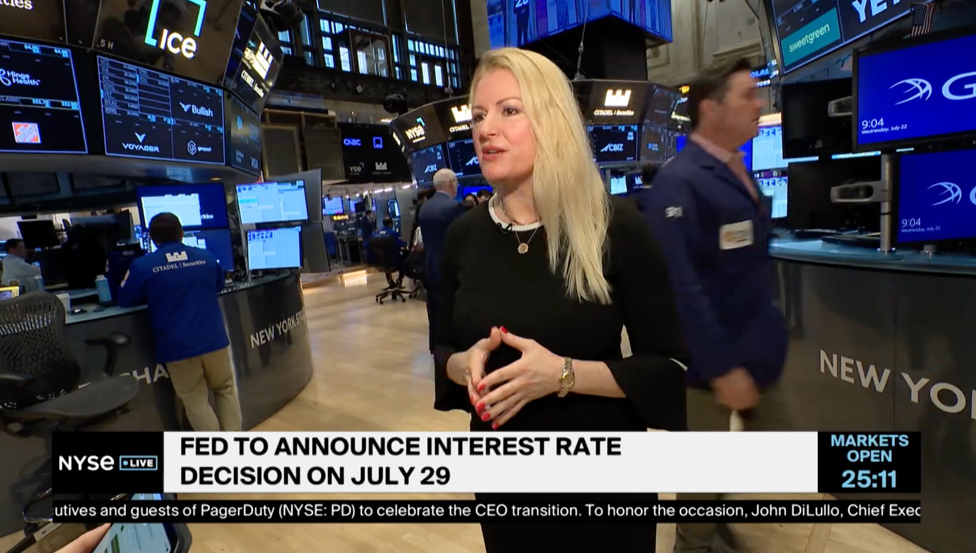 Market expert Frances Newton explains what drove S&P 500 nearly 1% higher